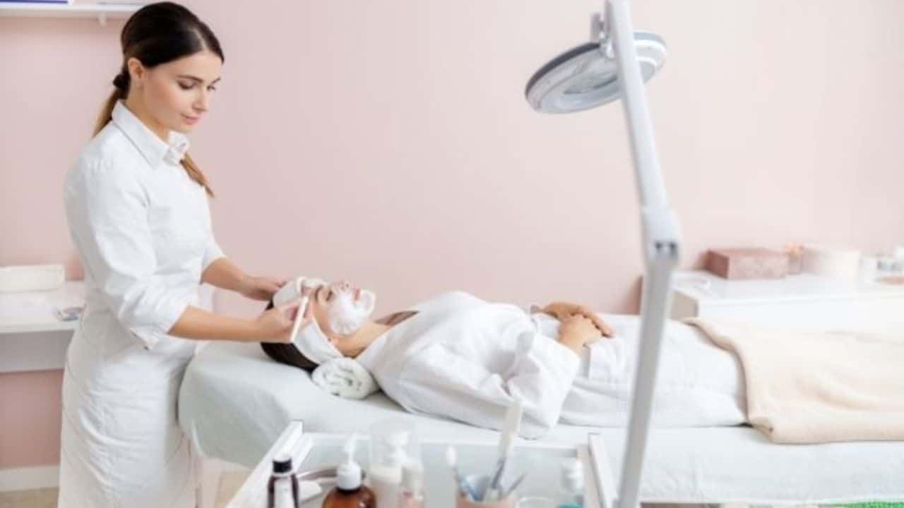 15 Best Esthetician Schools In Missouri Excelsior Scholarships USA